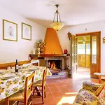 2 Bedroom Stunning In *