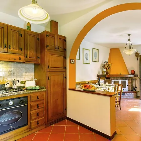 بيت للعطل 2 Bedroom Stunning In *