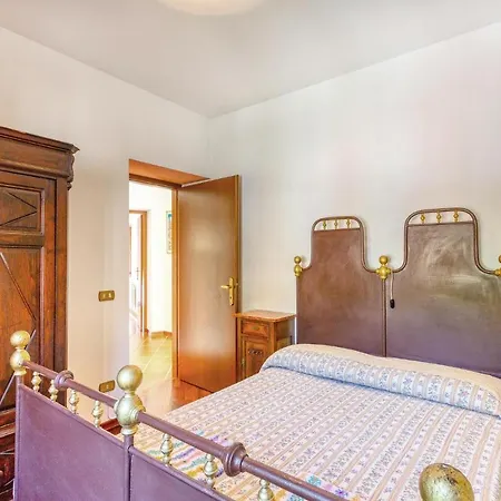 2 Bedroom Stunning In بيت للعطل